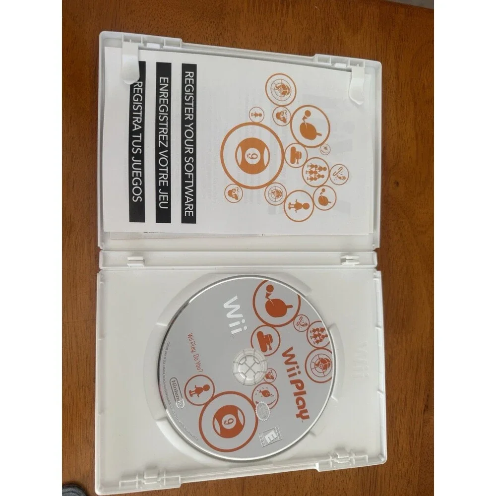 Wii Play (Nintendo Wii Video Game, 2007) Complete With Manual Tested